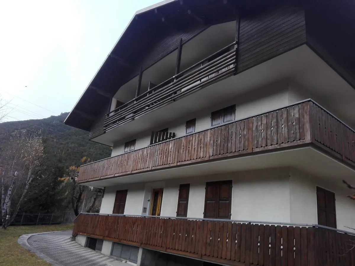 Chalet Bianco Premadio Holiday home