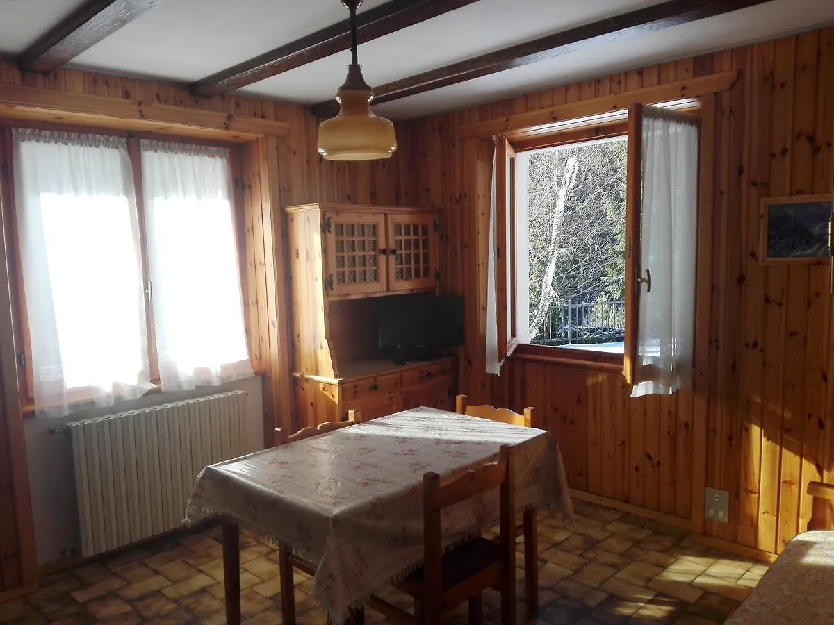 Chalet Bianco Premadio Holiday home